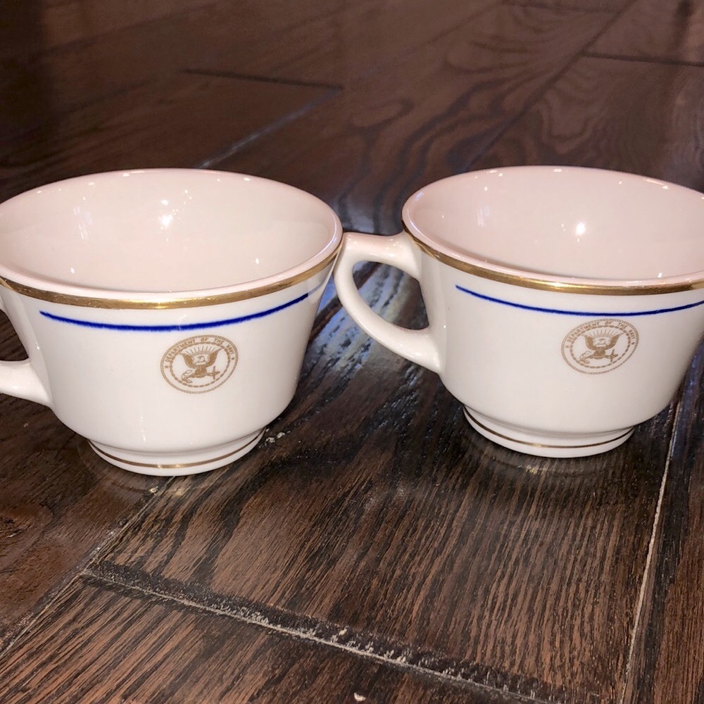 Shenango China set of 4 USDepartment of the navy gold seal cups and saucers